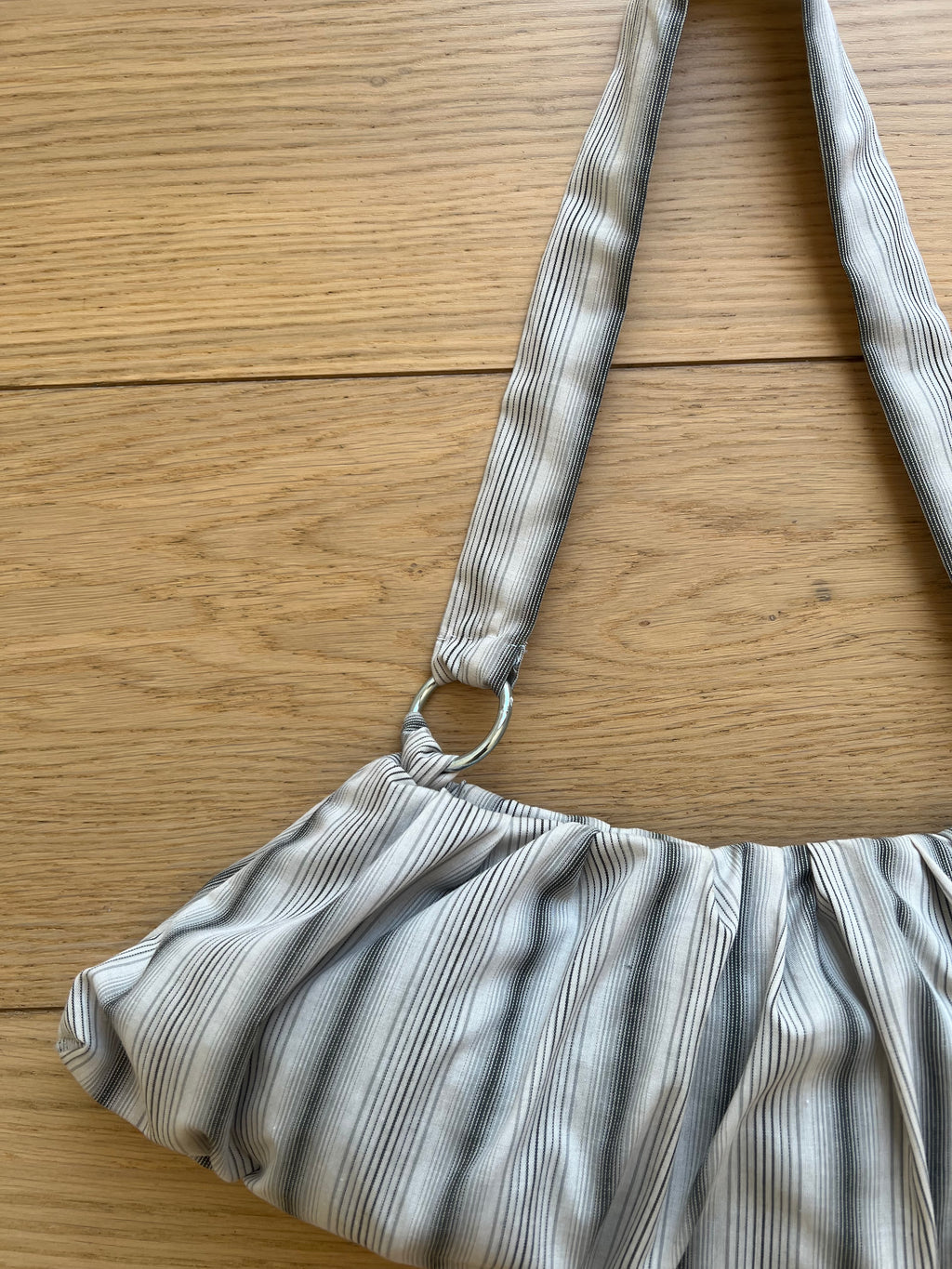 Stone Stripe Pleat Bag (wo/ Pocket)